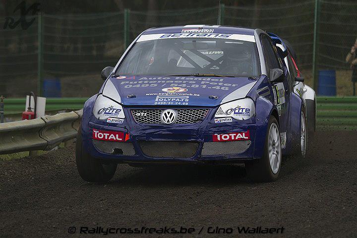 VW Polo RWD te huur